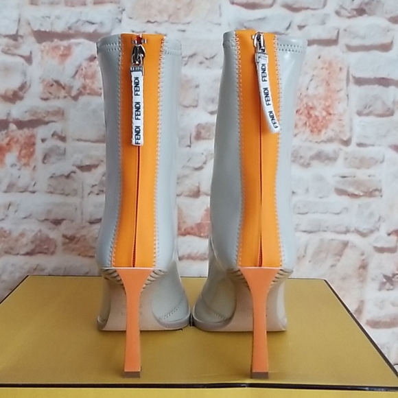 New Fendi Neoprene Zip Pointed Booties - Picture 5 of 11